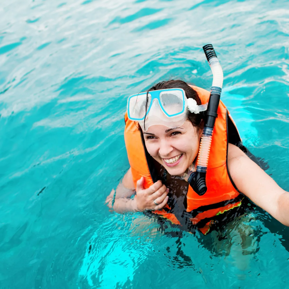 Divers exploring a Boracay reef together
