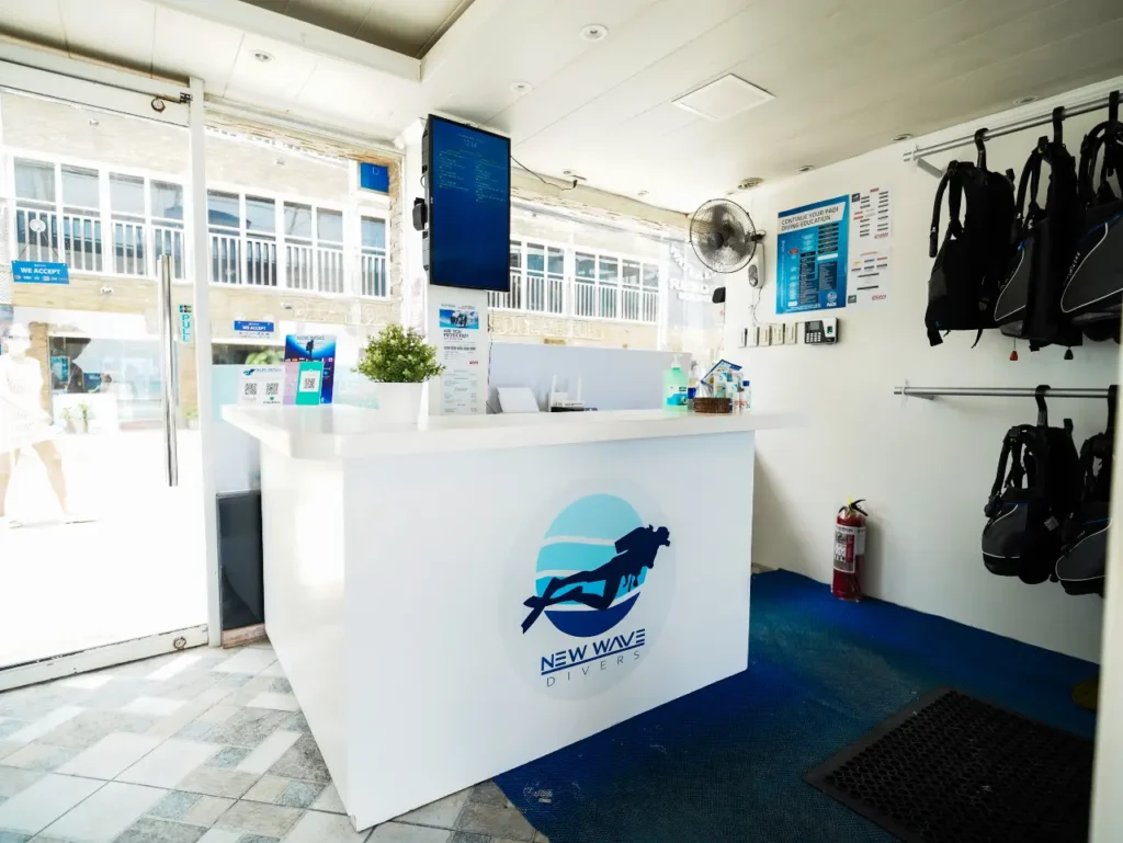 The Ultimate 8-Point Checklist for Choosing Your Boracay Dive Center in 2025